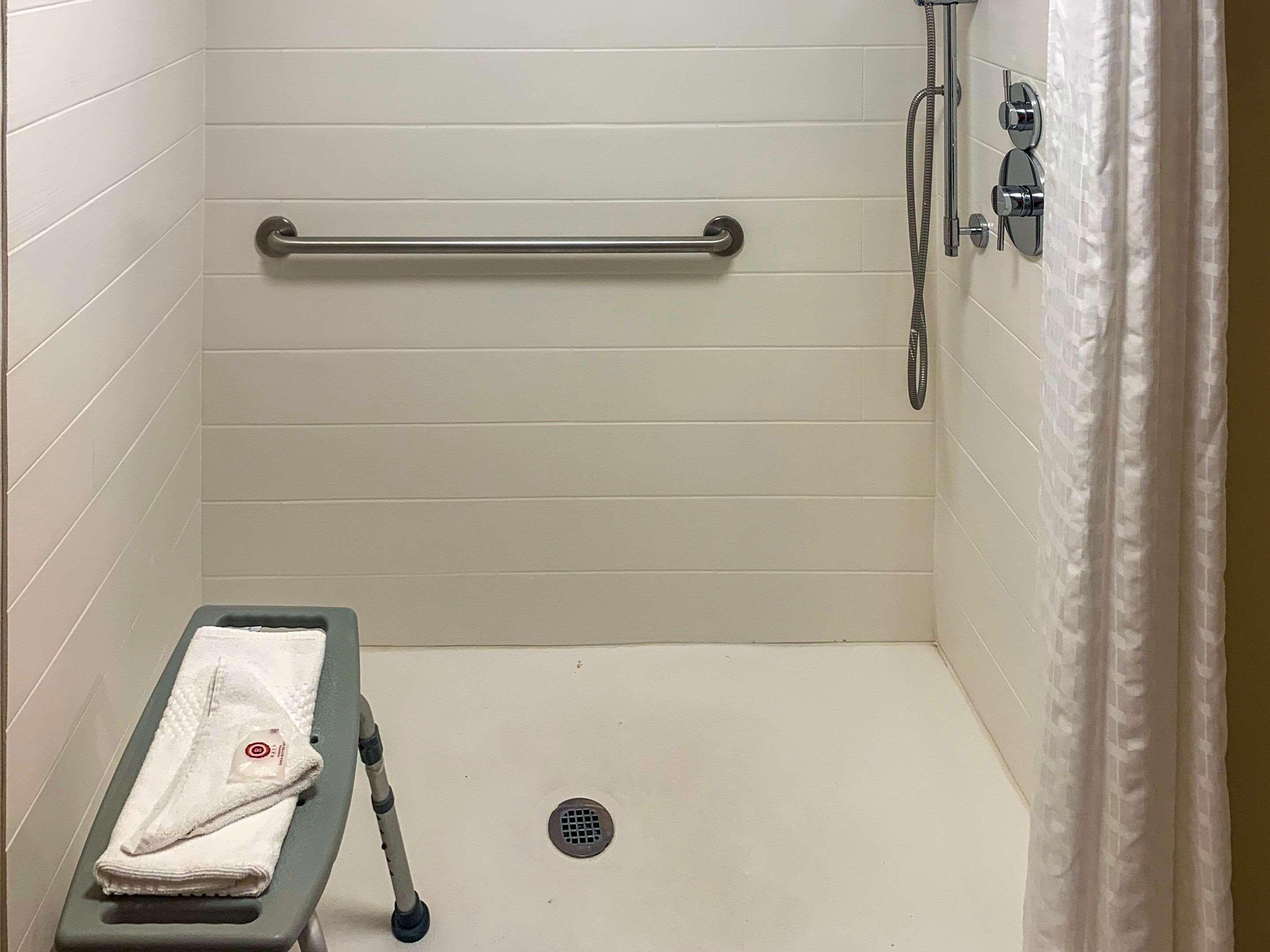 Days Inn By Wyndham Horsham Philadelphia Экстерьер фото