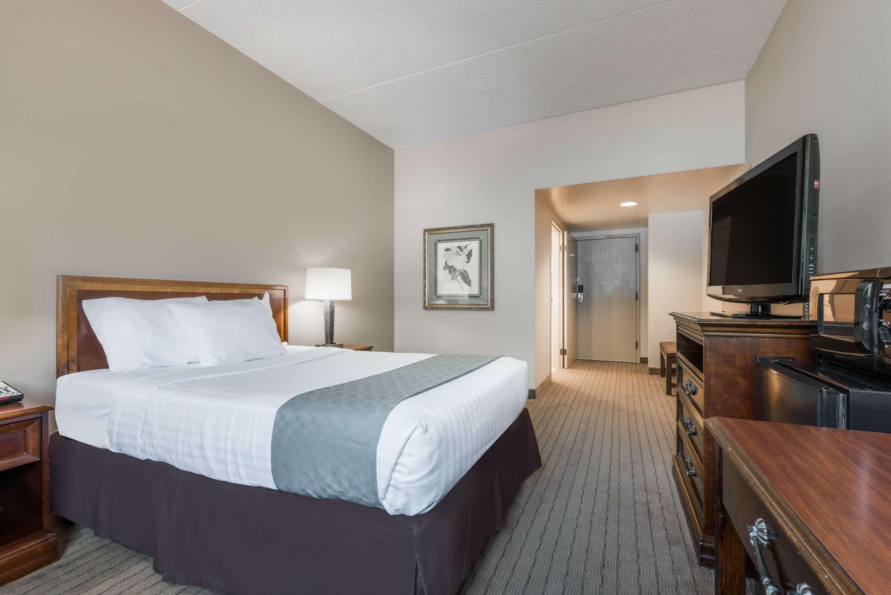 Days Inn By Wyndham Horsham Philadelphia Экстерьер фото