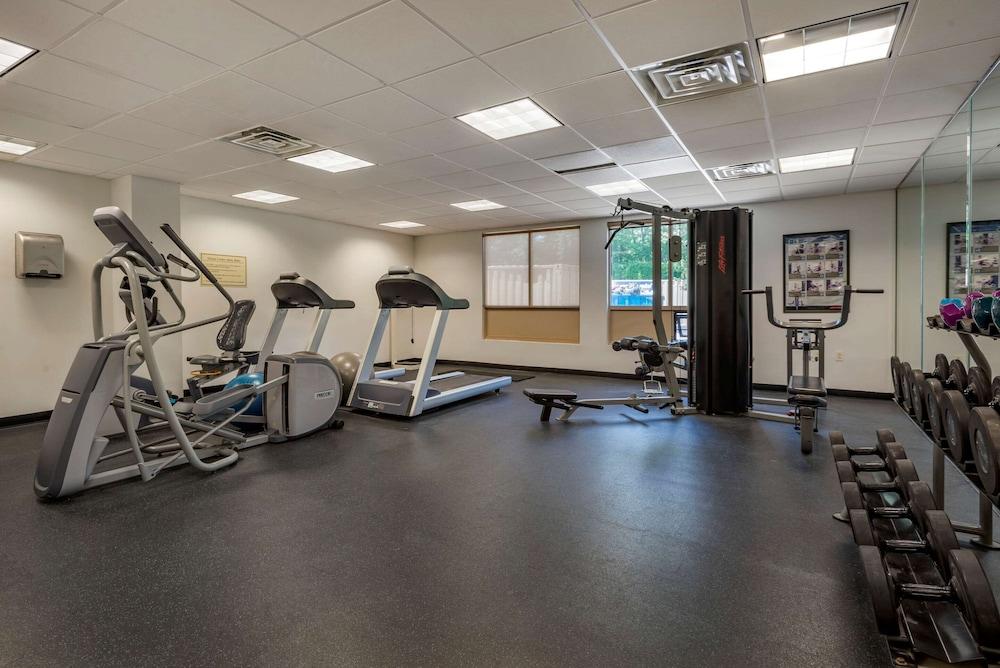 Days Inn By Wyndham Horsham Philadelphia Экстерьер фото